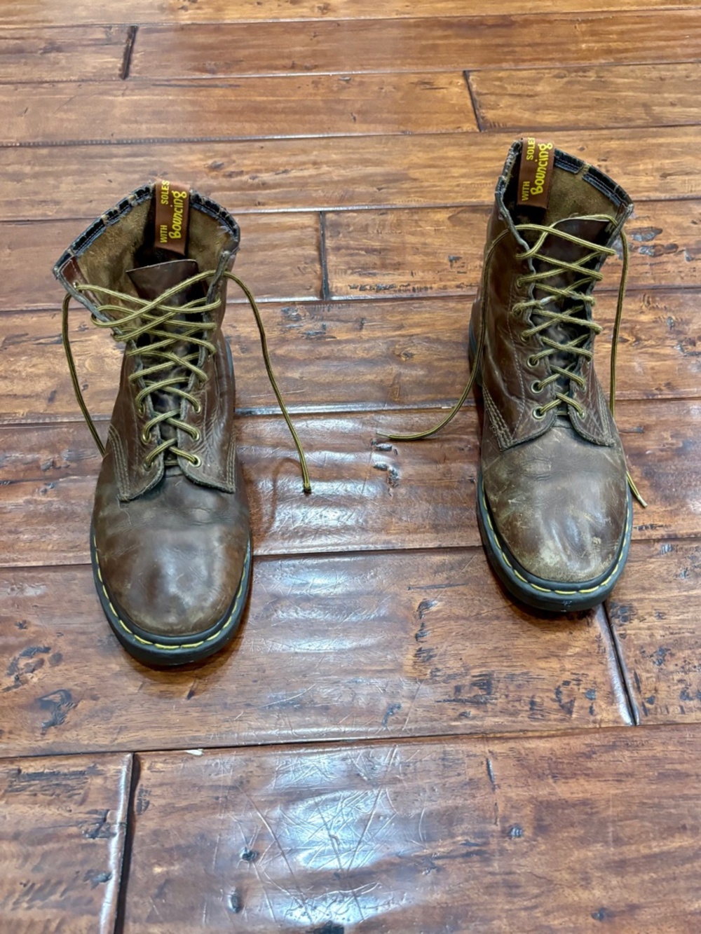 Vintage 90's Dr. Martens 1460 Boots Men’s Size 12 Brown Made in England 8 Eye